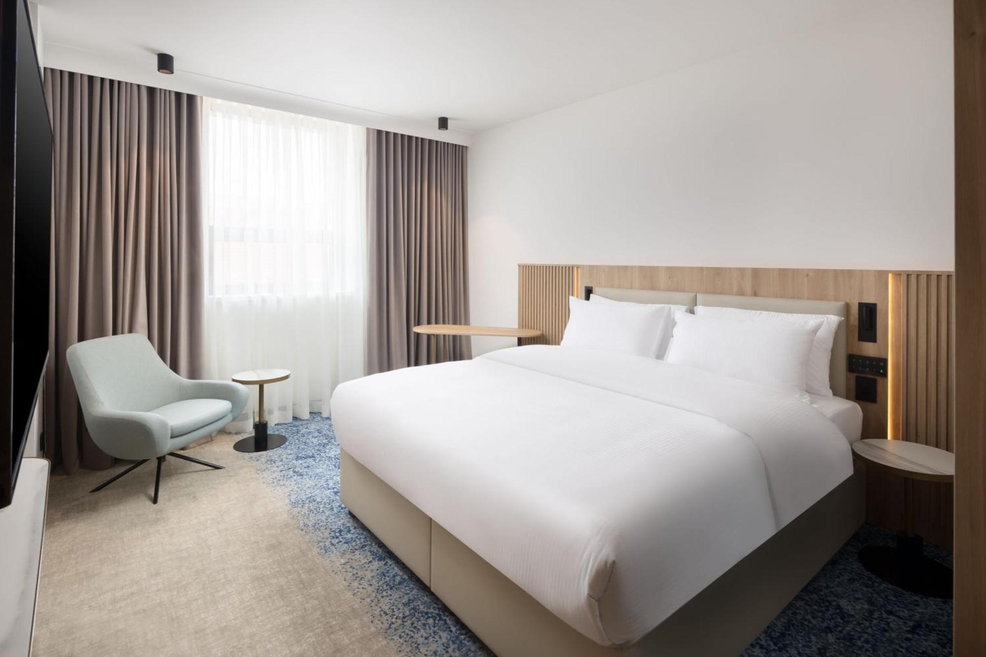 Courtyard By Marriott Cluj - Napoca Downtown Hotel Ngoại thất bức ảnh